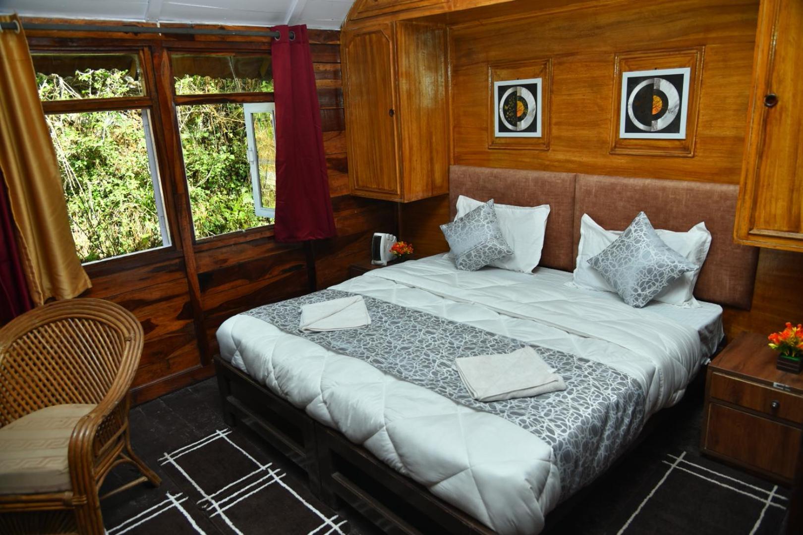Kumaon Roop Resort Near Kainchi Dham Nainital Exterior foto